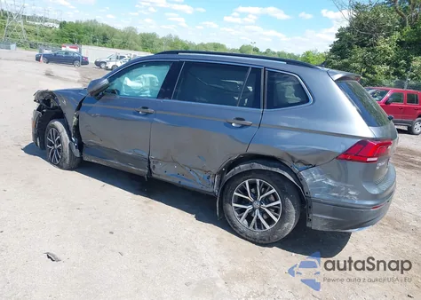 2019 Volkswagen Tiguan 2.0T Se/2.0T Sel/2.0T Sel R-Line/2.0T Sel R-Line Black z USA, uszkodzony, nr VIN 3VV2B7AX1KM085794